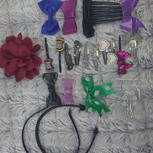 Lot of hair‎ accessories